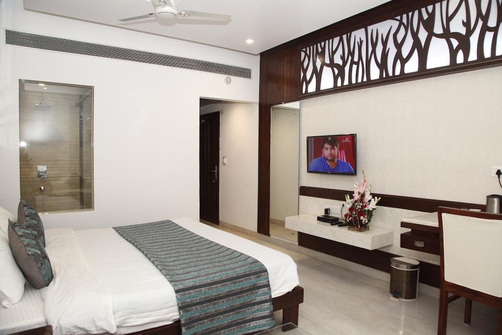 Hotel Emerald Chandīgarh Habitación foto